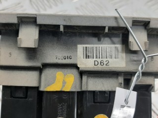 Блок кнопок, ориг. номер 933702B901, Hyundai Santa Fe 2004-2012