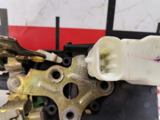 Замок двери задней левой, ориг. номер 25948724, 16639869, Chevrolet TrailBlazer 2001-2006