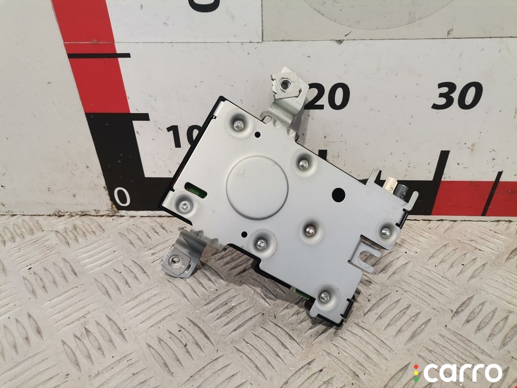 Усилитель антенны Audi A3 2003-2005, 8P4035225D, фото 1