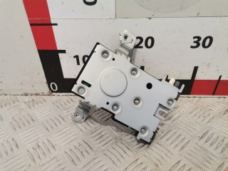 Усилитель антенны Audi A3 2003-2005, 8P4035225D