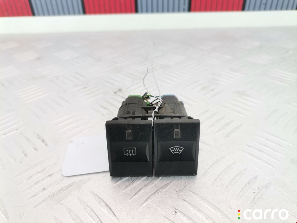 1S7T-18K574-AA, 1117662 Кнопка подогрева заднего стекла Ford Mondeo 2006г. - фото №1