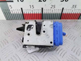 Замок двери задней правой Audi A4 1999-2001, седан, 8D0839016A