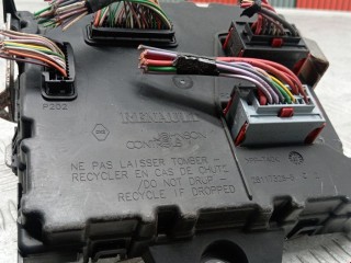 Блок комфорта, ориг. номер 284B13345R, Renault Kangoo 2013-2021