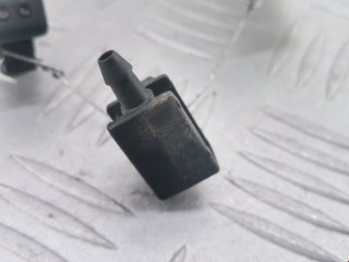 Форсунка омывателя, ориг. номер 8200107563, Renault Megane 2002-2006