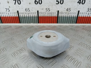 Подушка крепления КПП Skoda Superb 2006-2008, МКПП, 8D0399151M