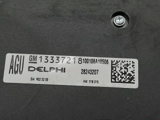 Панель (блок) управления магнитолой, ориг. номер 13346050, 28243207, Opel Astra 2006-2014