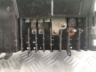 Блок предохранителей, ориг. номер HG9T14A301AA, HG9Z14A068A, Ford Fusion
