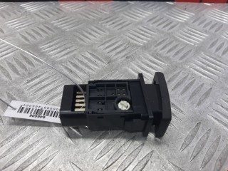 Кнопка аварийной сигнализации, ориг. номер 8433205050, 157963, Toyota Avensis 2006-2009