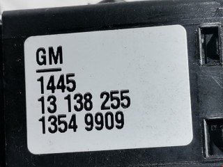 Кнопка аварийной сигнализации, ориг. номер 13138255, Opel Vectra 2002-2005