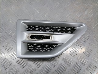 Решетка (дефлектор жабры) крыла правая Land Rover Freelander 2003-2006