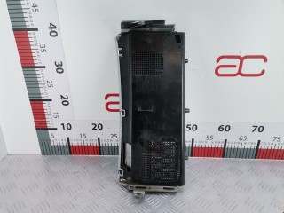 Решетка (дефлектор жабры) крыла левая, ориг. номер LR011355, Land Rover Range Rover 2002-2005