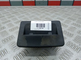 Пепельница Mitsubishi Shogun, внедорожник 3 дв., левый руль