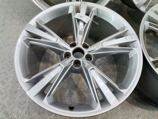 Диск литой, ориг. номер 4M8601025H, DIA66.5, Audi Q8 4M8 2023-2026