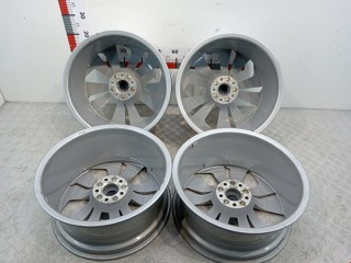 Диск литой, ориг. номер DIA66.6, 4M8601025, Audi Q8 4M8 2018-2023