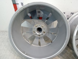 Диск литой, ориг. номер DIA66.6, 4M8601025, Audi Q8 4M8 2018-2023