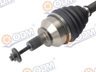 Полуось передняя левая (приводной вал, ШРУС), ориг. номер GG2525600A, GG2525600B, GG2525600C, GR252560XB, MZ88583, MAZDA 3 BK 2003-2006