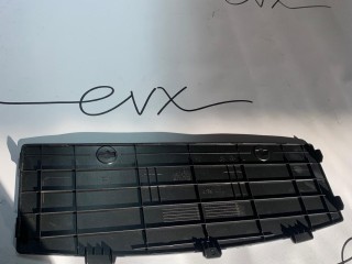 молдинг заднего бампера, ориг. номер 1713689-00-S, Tesla Model 3 1 поколение 2017-2021