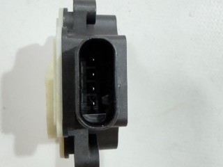 моторчик заслонки печки, ориг. номер 110485402, 131588800007, 1130206-07-B, Tesla Model S 1 поколение [рестайлинг] 2016-2021