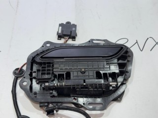 ручка наружная двери левой, ориг. номер 1106299-00-A, Tesla Model S 1 поколение [рестайлинг] 2016-2021