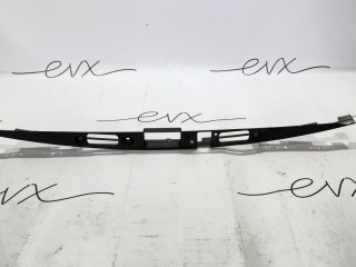 Кронштейн подсветки крышки багажника, ориг. номер 1011685-01-C, Tesla Model S 1 поколение [рестайлинг] 2016-2021