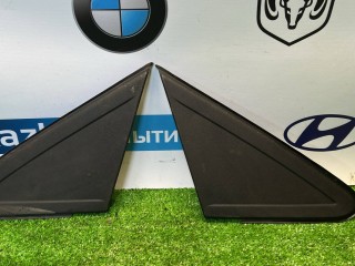 уголок двери внешний передний, ориг. номер 4M51-16003, 4M51-16004, Ford Focus 2 поколение 2004-2008