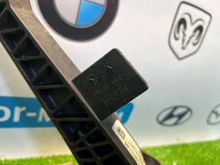 педаль сцепления, ориг. номер 4M51-7B633, Ford Focus 2 поколение 2004-2008