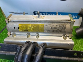 подушка безопасности водителя, ориг. номер 30302765, UY93WL8AA, Dodge Neon 2 поколение 1999-2005