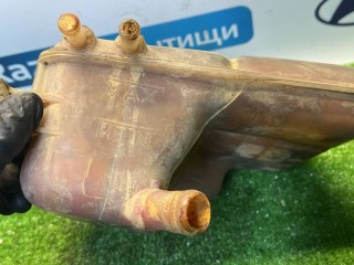 бачок расширительный, ориг. номер 8T168K218, Ford Focus 1 поколение 1998-2001