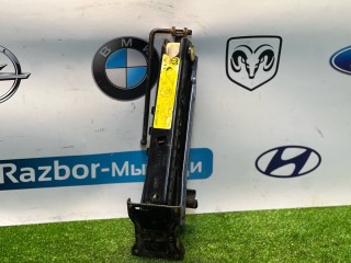домкрат, Ford Focus 1 поколение [рестайлинг] 2001-2005