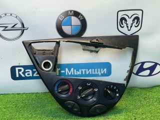 блок управления печки/климат-контроля, ориг. номер 98AB-A046A0-CG, Ford Focus 1 поколение 1998-2001
