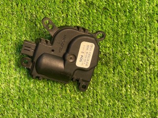 моторчик заслонки печки, ориг. номер 1M5H-19B634-AA, Ford Focus 1 поколение 1998-2001