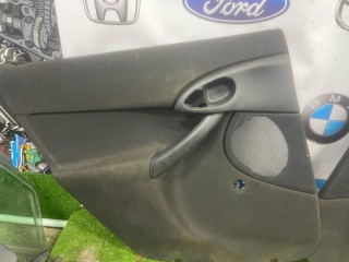 обшивка двери (комплект), Ford Focus 1 поколение [рестайлинг] 2001-2005