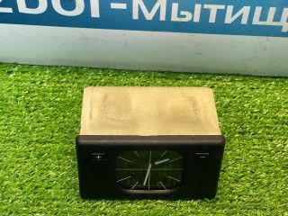 часы, ориг. номер 62.131374282, BMW 5 E34 1987-1996