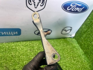 петля крышки багажника, ориг. номер YS41-F42700-AA, YS41-F62701-AA, Ford Focus 1 поколение [рестайлинг] 2001-2005
