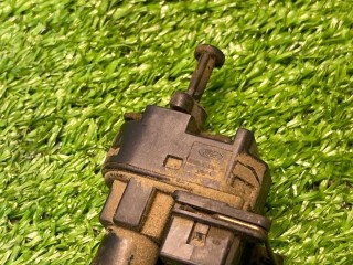 датчик педали тормоза (лягушка), ориг. номер 97A614489505, Ford Focus 1 поколение [рестайлинг] 2001-2005
