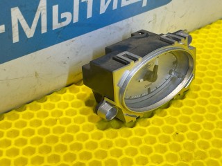 часы, ориг. номер 1S71-15000-AG, Ford Mondeo 3 поколение 2000-2003
