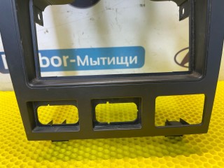 декоративная накладка центральной консоли, ориг. номер 1S7118522, Ford Mondeo 3 поколение 2000-2003