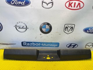 накладка крышки багажника, ориг. номер 98AB-F40352, Ford Focus 1 поколение [рестайлинг] 2001-2005