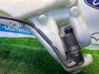 бачок омывателя, ориг. номер XS41-17618-CH, 93BB17K624AA, Ford Focus 1 поколение [рестайлинг] 2001-2005