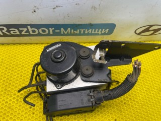 блок ABS, ориг. номер 2M51-2C285-BD, Ford Focus 1 поколение [рестайлинг] 2001-2005