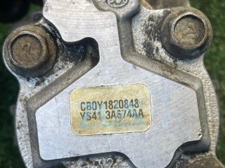 насос гидроусилителя руля, ориг. номер Y5413A674AA, Ford Focus 1 поколение 1998-2001