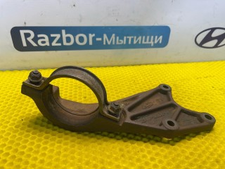 кронштейн полуоси, ориг. номер XS4W-3K305-DA, Ford Focus 1 поколение 1998-2001