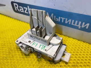 замок двери, ориг. номер XS41-A21813-BF, Ford Focus 1 поколение 1998-2001