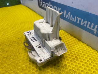 замок двери передней правой, ориг. номер 1M5A-A21812-BA, Ford Focus 1 поколение [рестайлинг] 2001-2005