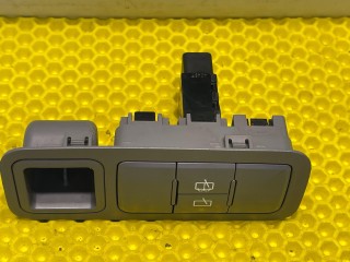 кнопка стеклоочистителя, ориг. номер 93741FD00008, Kia Rio 1 поколение [рестайлинг] 2002-2005