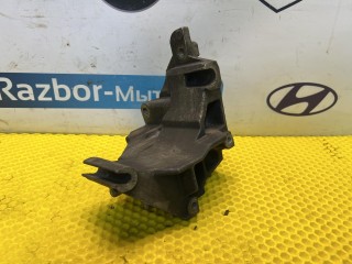 кронштейн генератора, ориг. номер 98BB-10099, Ford Focus 1 поколение [рестайлинг] 2001-2005