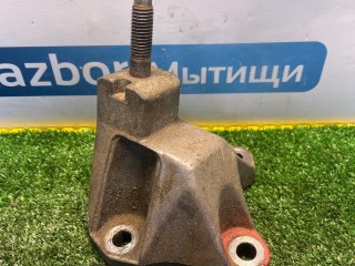 кронштейн коробки (балка кпп), ориг. номер 98AB-7M125-BE, Ford Focus 1 поколение [рестайлинг] 2001-2005
