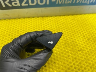 кнопка открытия багажника, Ford Focus 1 поколение 1998-2001