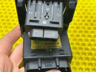 кнопка корректора фар, ориг. номер 61.311389094, BMW 5 E34 1987-1996