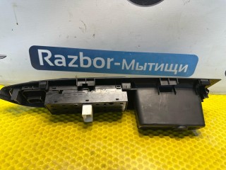 блок управления стеклоподъемниками, ориг. номер 93570-1C110, Hyundai Getz 1 поколение 2002-2005